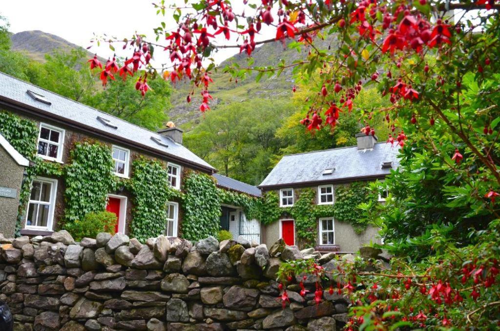 Delphi Lodge Cottages Leenaun Eksteriør bilde