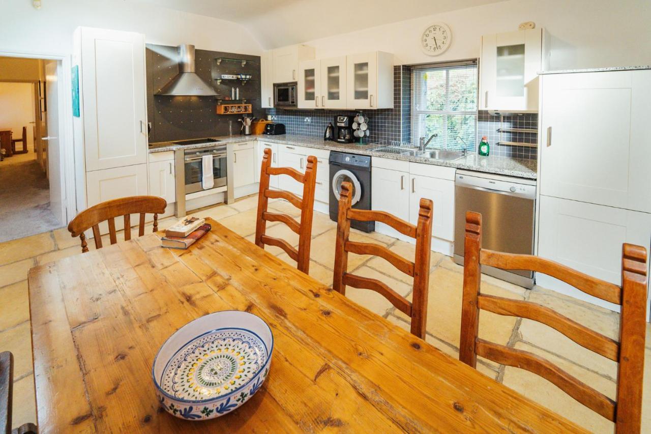 Delphi Lodge Cottages Leenaun Eksteriør bilde